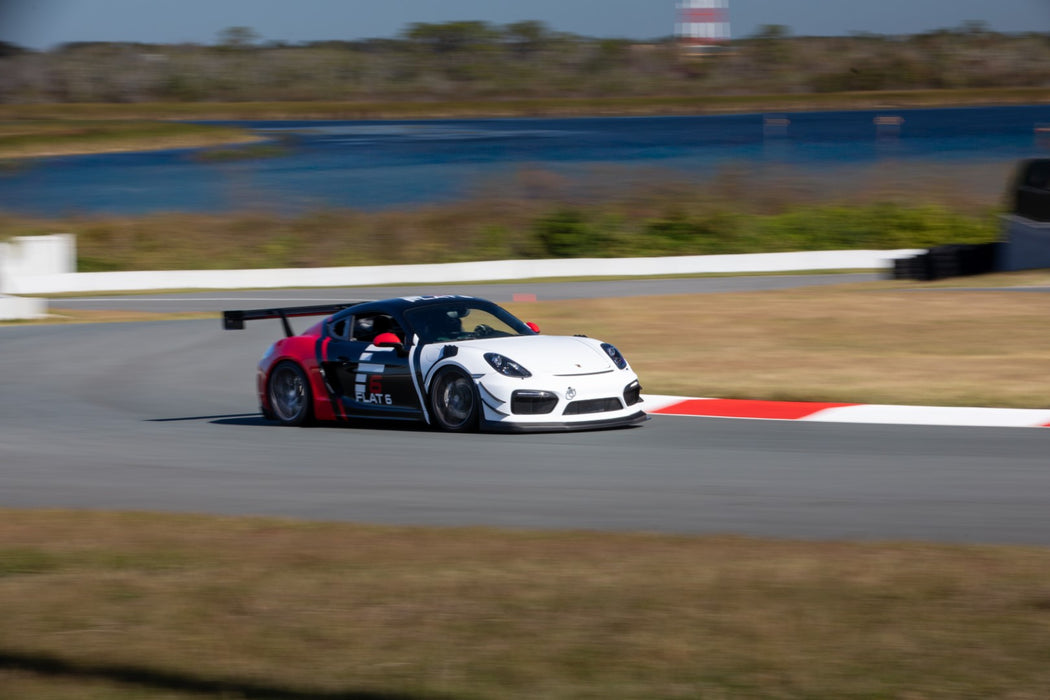 Flat 6 Motorsports - Exclusive Trackside Delivery & Experience