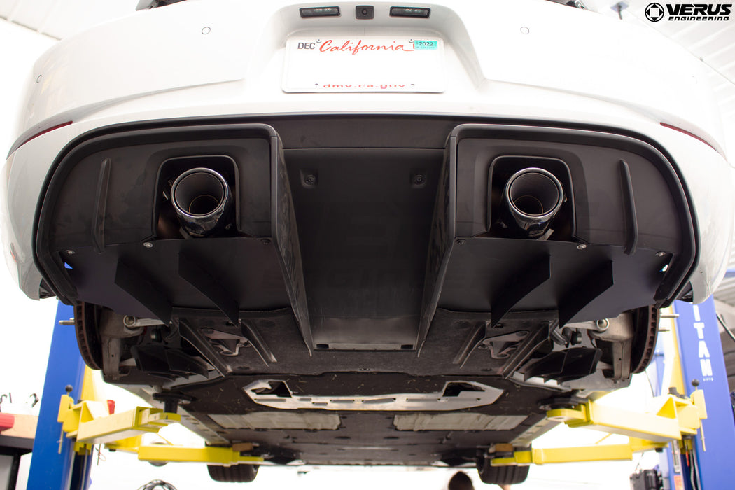 Diffusing Back Panel Verus Engineering - Rear Diffuser Panel Kit (718 Cayman GT4)