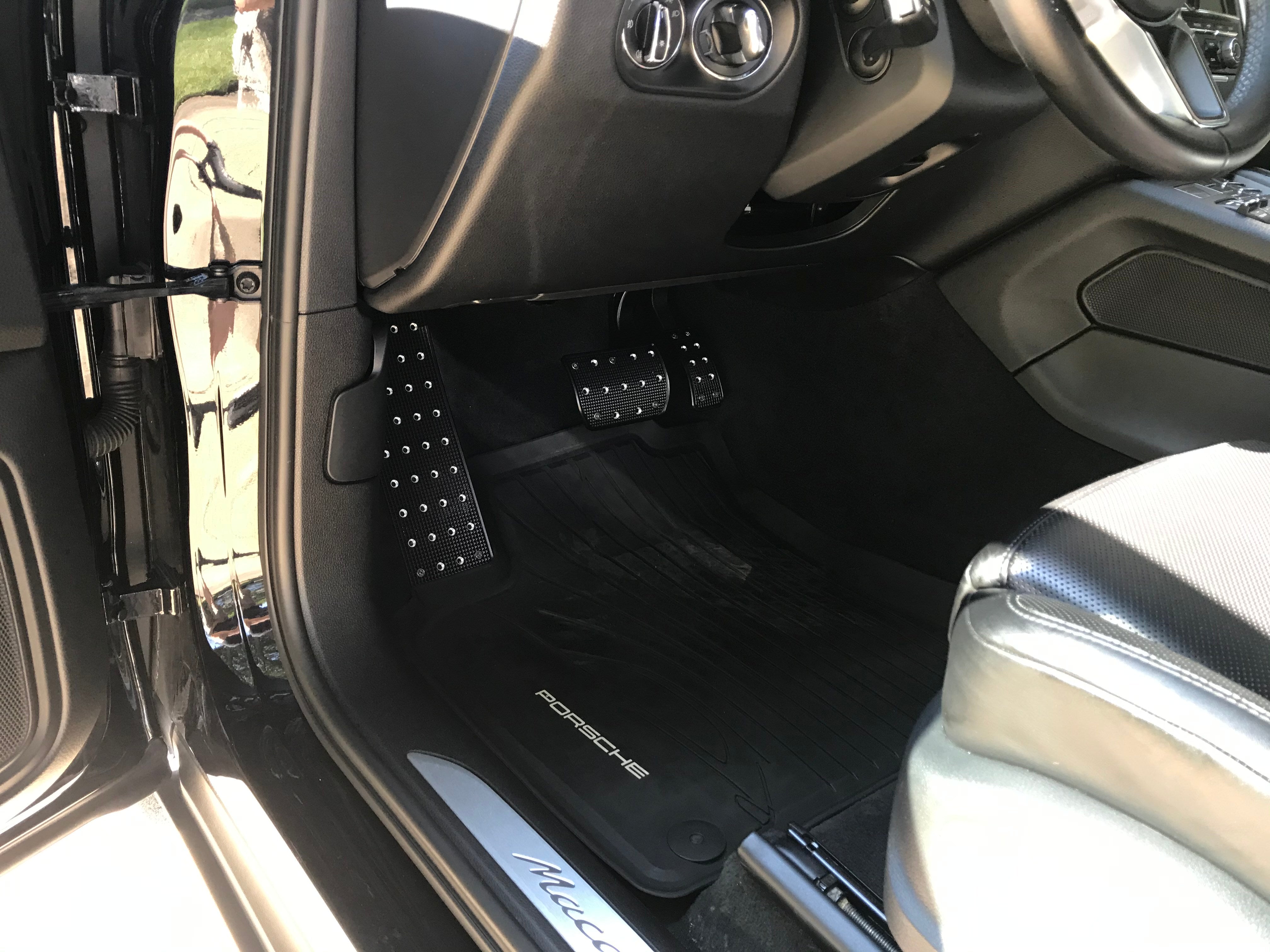 porsche pedals SRP Racing Aluminum Pedals for Macan